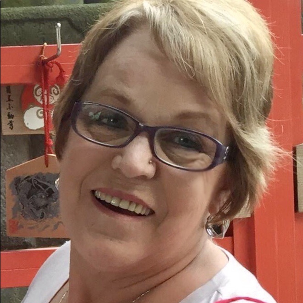 Meet your Posher, Jacquelin